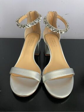 American Glamour by Badgley Mischka Metallic Silver Rhinestone Heel - Size 6